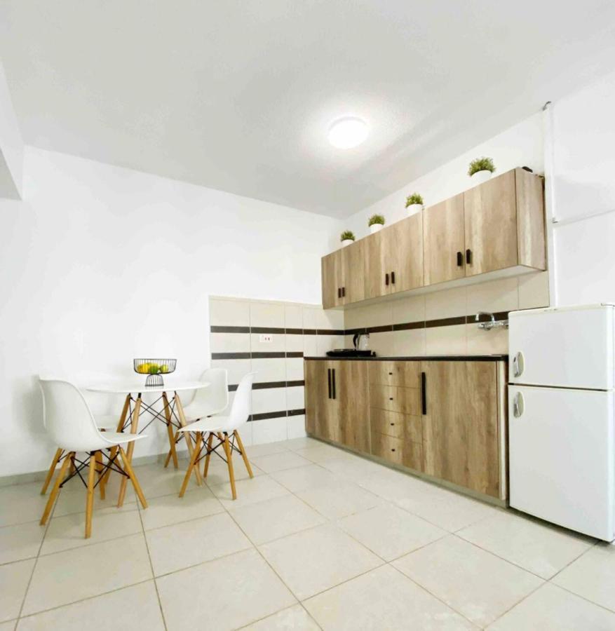 شقة Flat In The Heart Of Ayia Napa/Центр Айя Напы المظهر الخارجي الصورة